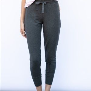 Allie Joggers—Evy’s Tree